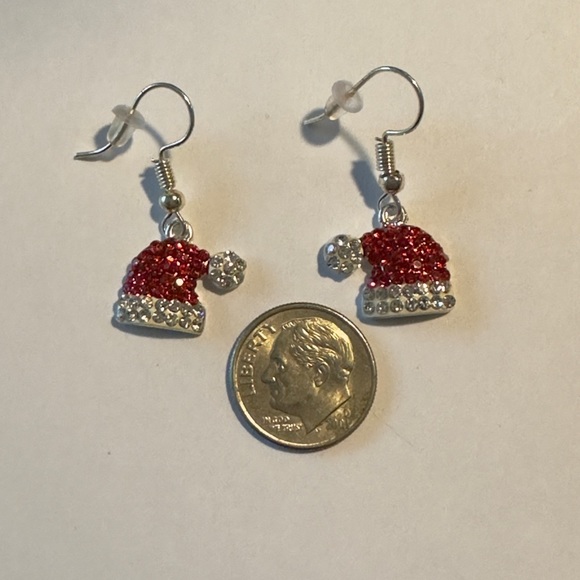 Santa Hat Earrings NWT - Picture 4 of 6